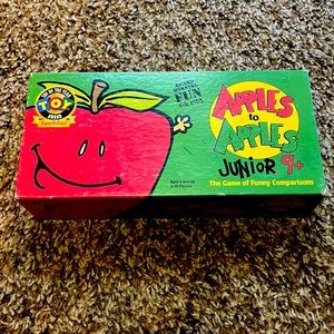 Toy of the Year Award Winning FUN 🍎🍏🍎Apples to Apples Junior 9+ Game